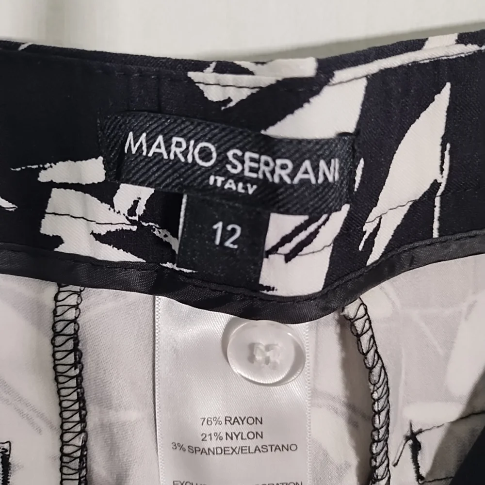 Mario Serrani Italy Womens 12 Black White Shorts Comfort Stretch 9
